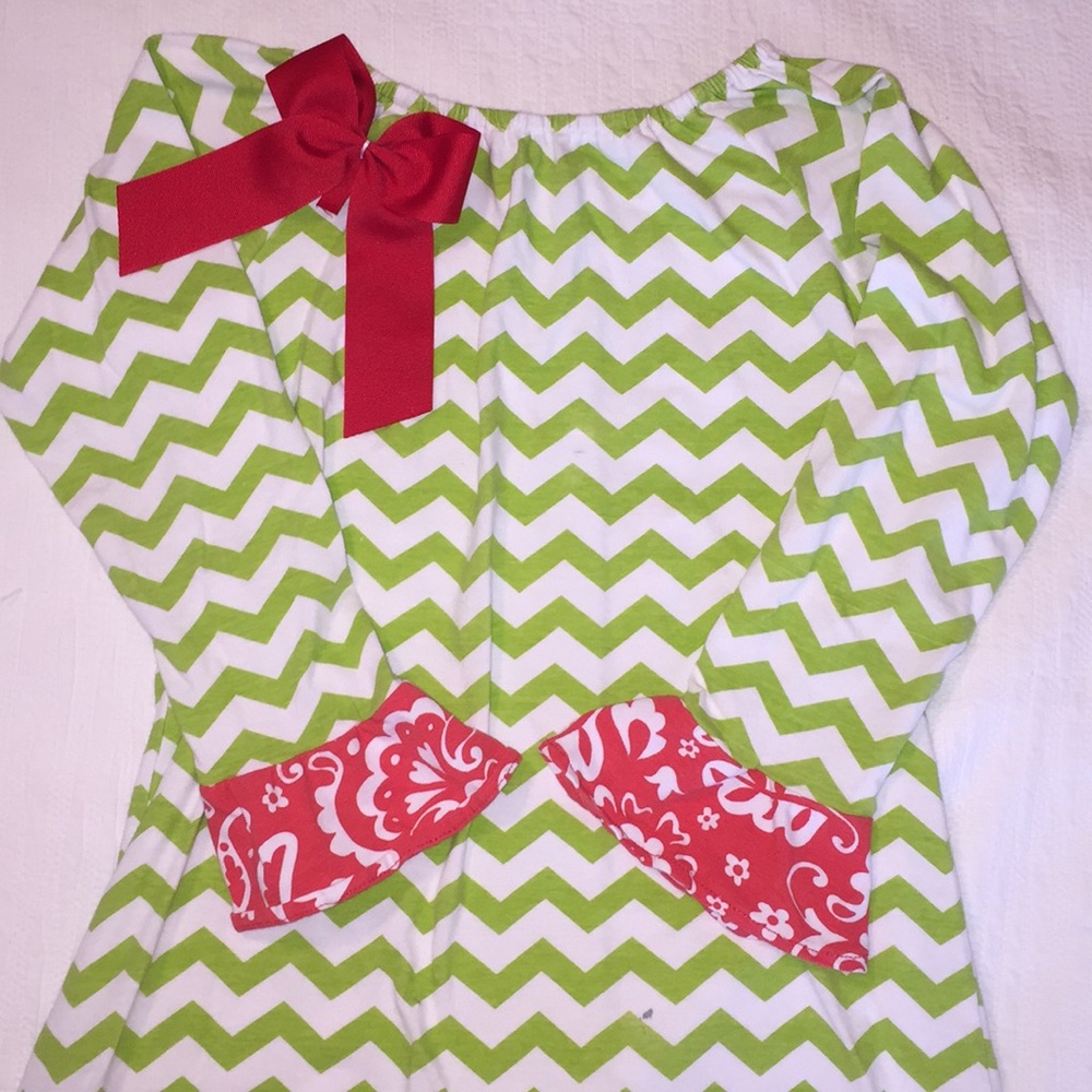 Girls chevron dress 🎁